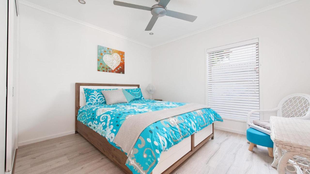 Dutchie'S Sand & Sea Beach House - Easy Walk To The Beach Nelson Bay Exterior photo
